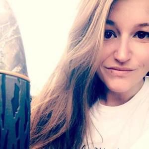 Meet your Posher, Leanne